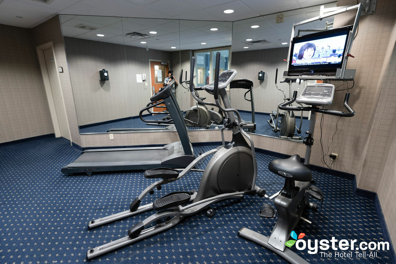 Days Inn & Suites By Wyndham Collingwood Ngoại thất bức ảnh