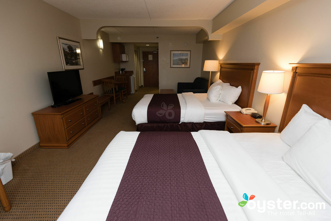 Days Inn & Suites By Wyndham Collingwood Ngoại thất bức ảnh